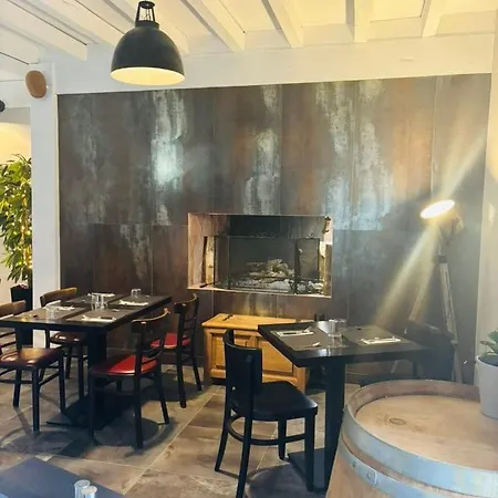 Au Relais Gascon Hotel *